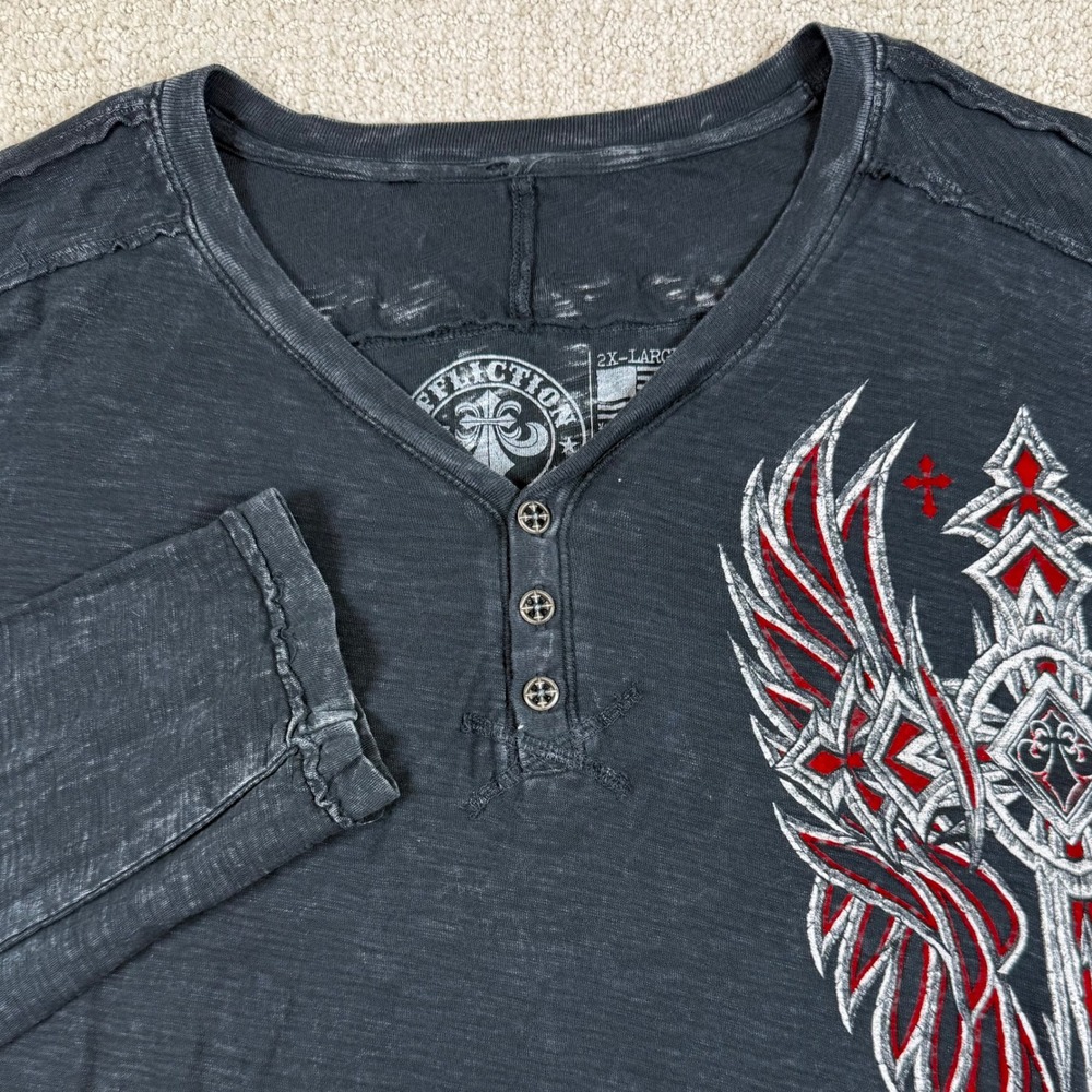 Affliction Mens 2XL Black Winged Cross Long Sleeve Henley Shirt